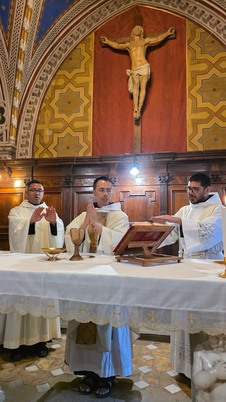 Mass in the chapel next to Subiaco cave