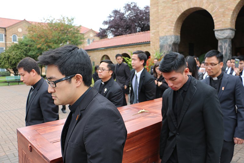 Fr Thien funeral procession-to gravesite on October 14, 2015